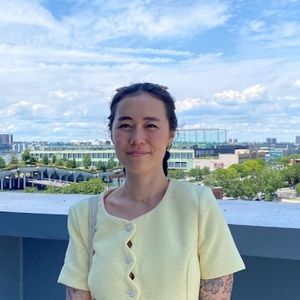Meet your Posher, Carina